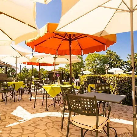 Il Podere Del Germano Reale Hotel 4*