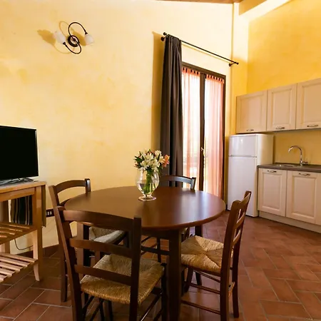 Otel Il Podere Del Germano Reale