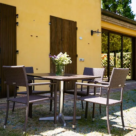 Il Podere Del Germano Reale Hotel