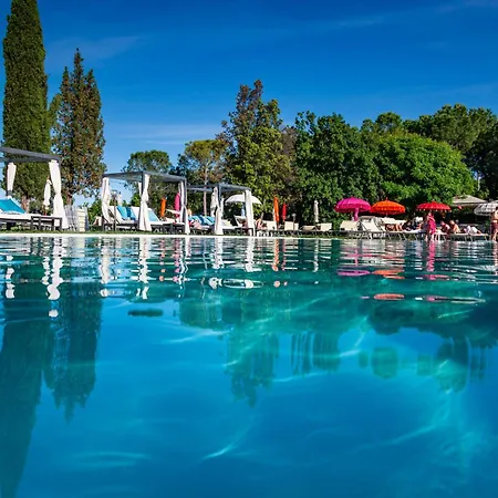 Otel Il Podere Del Germano Reale