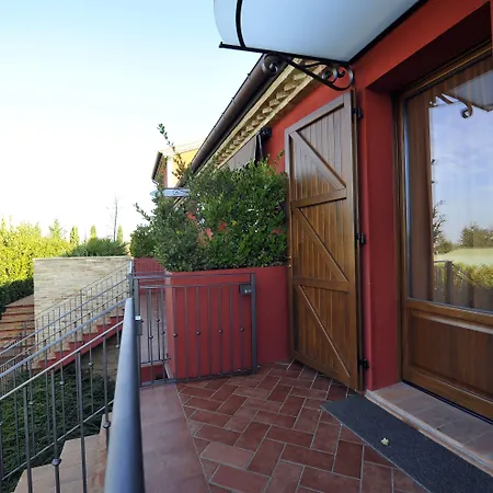 Otel Il Podere Del Germano Reale