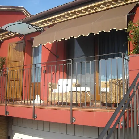Il Podere Del Germano Reale Отель 4*